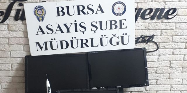 Bursa'da hastanenin bilgisayarını çalan şahıs yakalandı