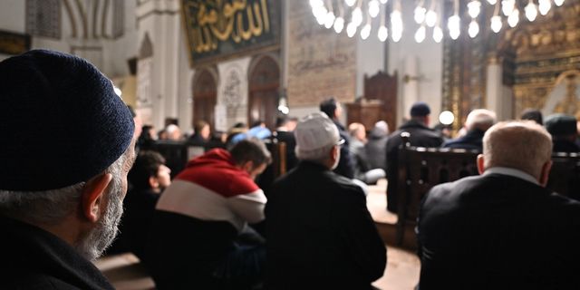 Bursa'da İlk teravih Ulu Cami’de kılındı
