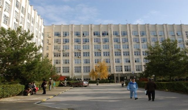 Bursa'da Uludağ Üniversitesi Hastanesinin yenilenen kliniği hizmete açıldı