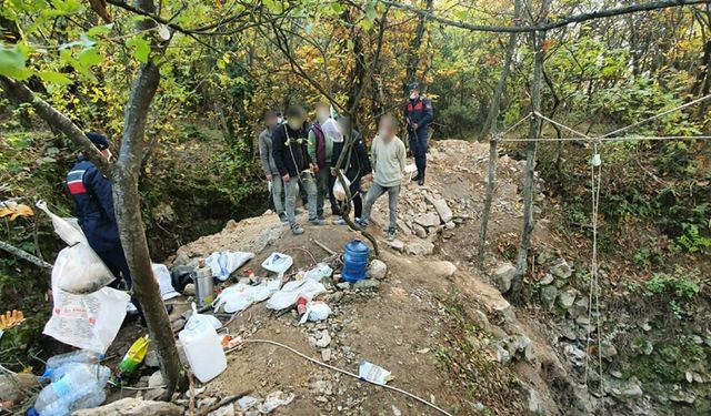 Bursa'da Kaçak Kazı! 7 Kişi Suçüstü Yakalandı