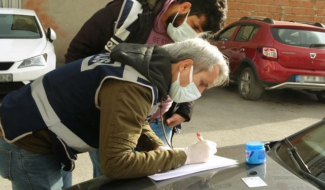 Bursa'da Sakız Kutusunda Uyuşturucu Saklayan Şahıs Yakayı Ele verdi