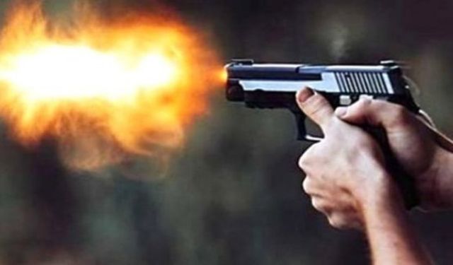 Kestel'de Silahla 2 Kişiyi Yaralayan Zanlı İntihar Girişiminde Bulundu!