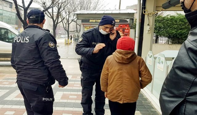 Bursa'da Gasp! Küçük Çocuğun Yardım Amaçlı Verdiği Telefonu Çaldı