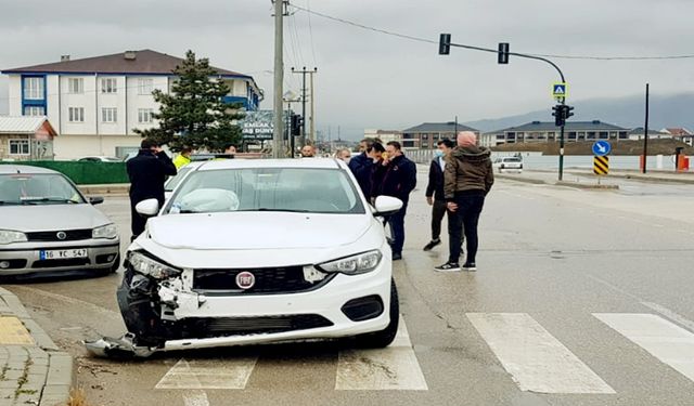 Bursa'nın İnegöl İlçesinde Kaza! 1 Kişi Yaralandı