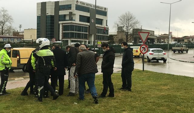 Bursa'da 3 Kişiyi Bıçakla Yaralayan Şahıs Tutuklandı