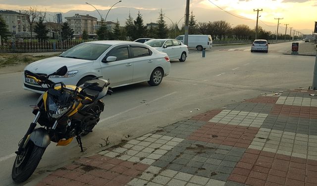 Bursa'da İki Trafik Kazası! 2 Kişi Yaralandı