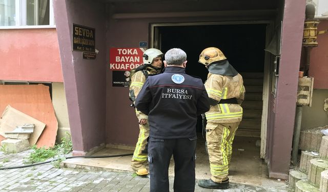 Bursa'da Yangın! 1 Kişi Dumandan Etkilendi