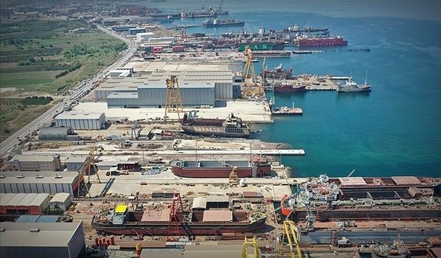 Dış ticaret işlemlerinden gelecek yıl 329,6 milyar liralık vergi tahsilatı yapılması bekleniyor