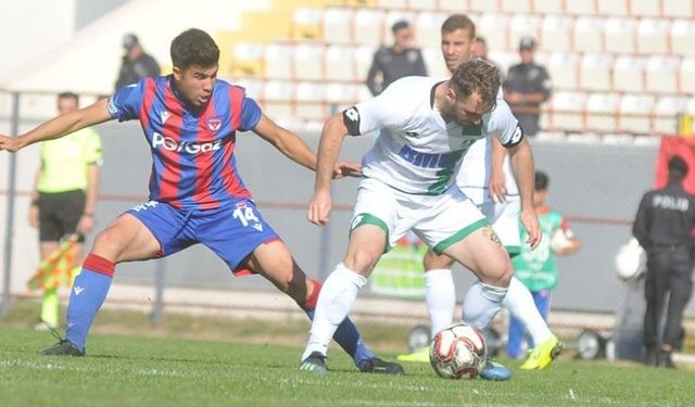 Tff 2. Lig: Niğde Anadolu Fk: 1 - Sakaryaspor: 2