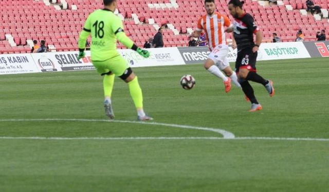 Tff 1. Lig: Balıkesirspor: 3 - Adanaspor: 0