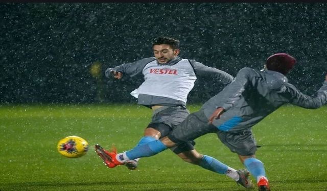 Trabzonspor, Antalya kampındaki ilk hazırlık maçına çıkıyor