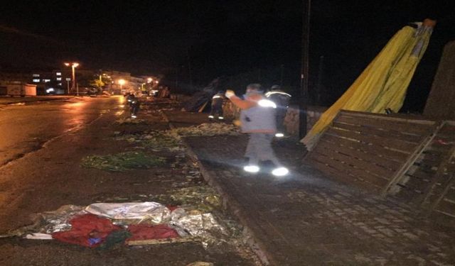 Bursa'da 1 Mayıs'a çalışarak giren işçiler