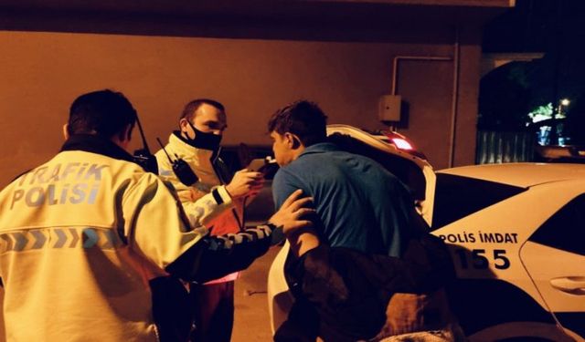 Bursa'da polisin 'dur' ihtarına uymayan hırsızlık şüphelileri yakalandı