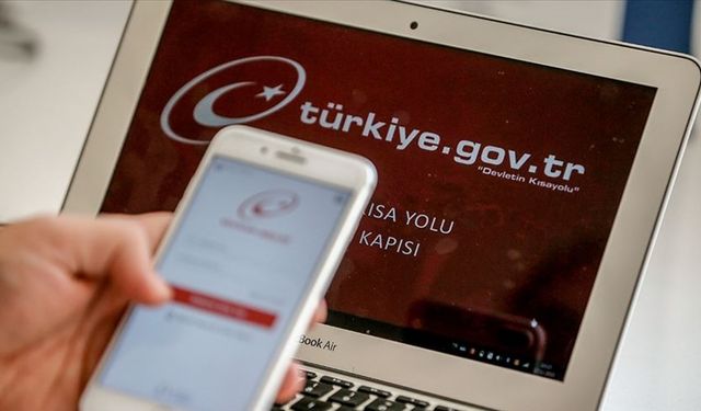 E-Devlet Kapısı'nda 2022 yılında hedef 60 milyon kullanıcı