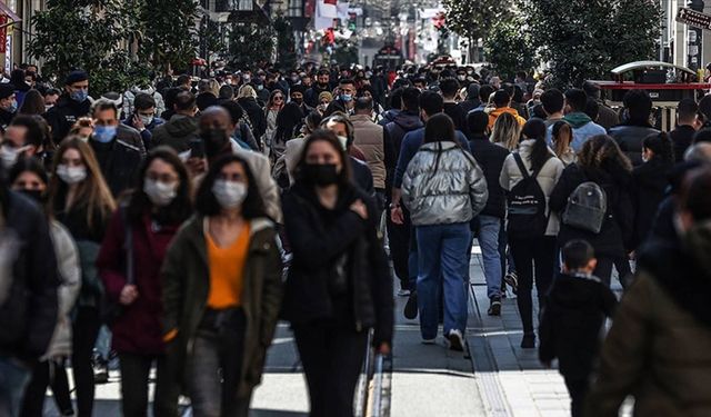 Açık hava da bile Muhakkak maske takılması gerekiyor