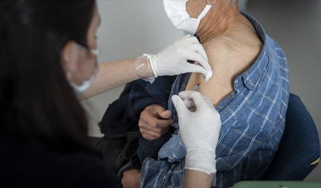 Aşı merkezlerinde hatırlatma dozu yoğunluğu