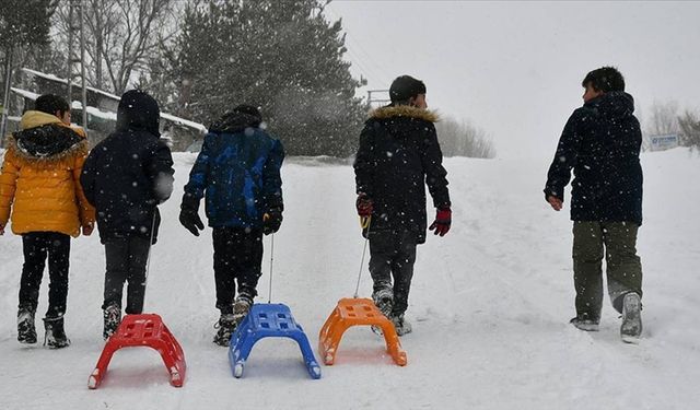 Yarın bazı illerde okullar tatil edildi