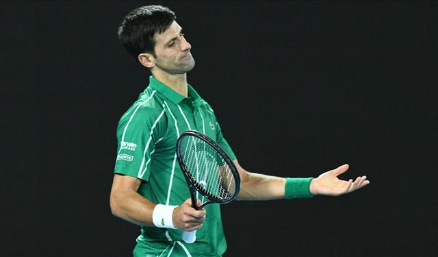 Aşı olmayan Djokovic mültecilerin tutulduğu otele gönderildi