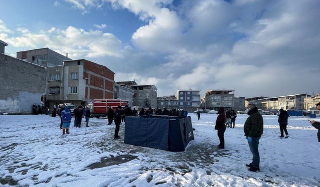 Bursa'da Boş Bir Arazide Erkek Cesedi Bulundu