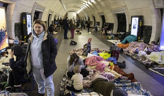 Kiev sakinleri 1 aydır Metro istasyonlarına sığınıyor