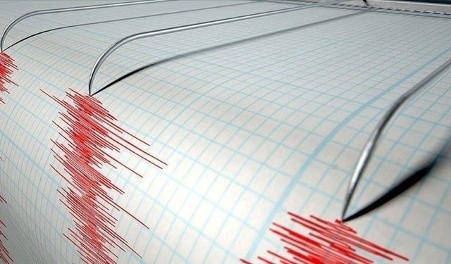 Japonya'da 7,3 büyüklüğünde deprem