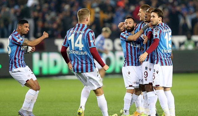 Trabzonspor, Göztepe'yi 4-2 yendi