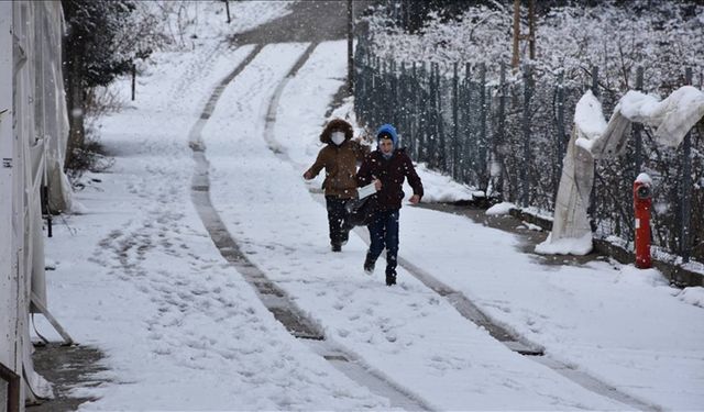 Kar nedeniyle eğitime ara verildi