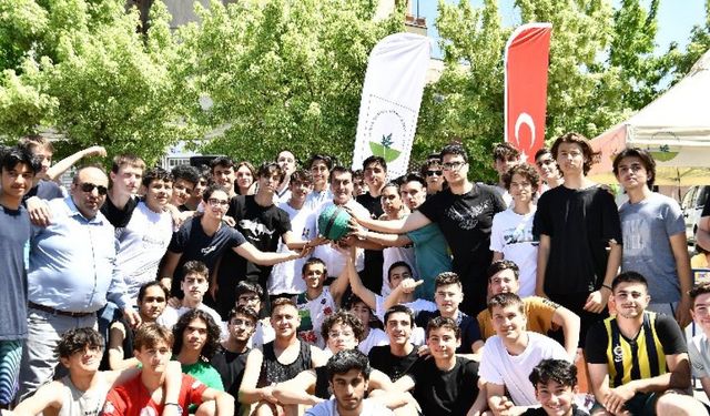 Bursa Osmangazi’de basketbol coşkusu