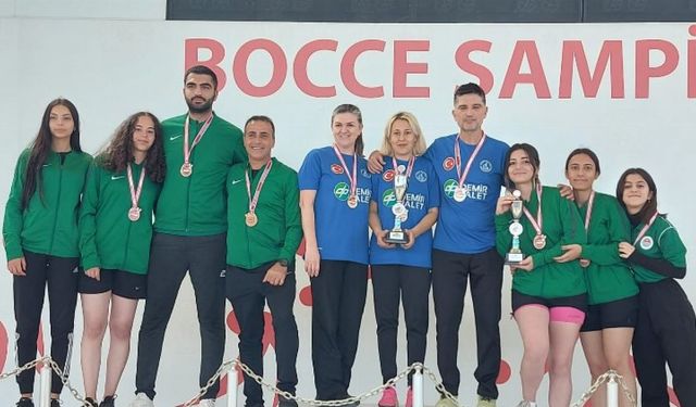 Mersin'de düzenlenen Bocce'de Hasanağa Toki rüzgarı