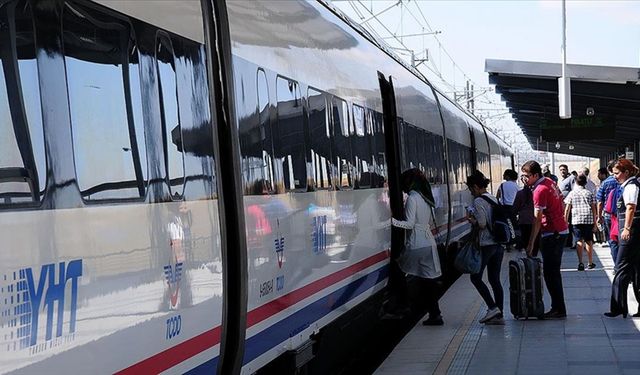 Tren hatlarında bayram hazırlığı, kapasite artırıldı