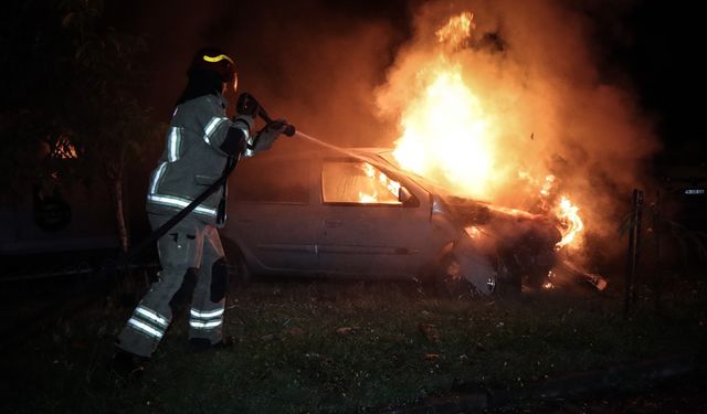 Bursa'da feci kaza! Taklalar atan otomobil alev aldı