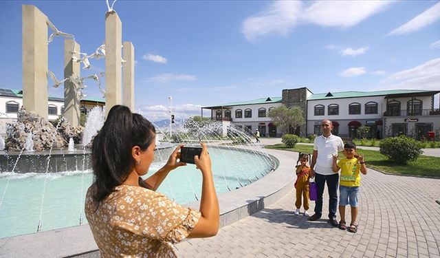 Zengilan'da hayat canlanmaya başladı