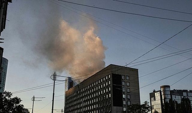 Kiev'de yeniden patlama sesleri duyuldu