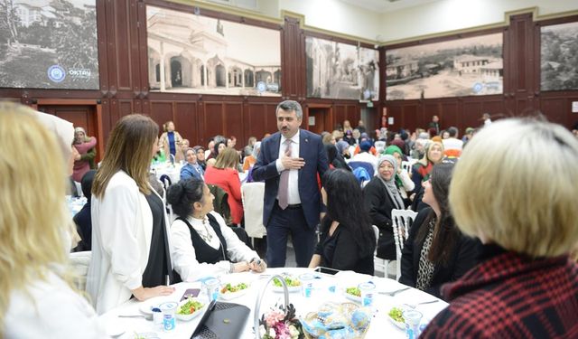 Başkan Yılmaz Öğretmenlerimizin Değerli Günlerini Kutladı