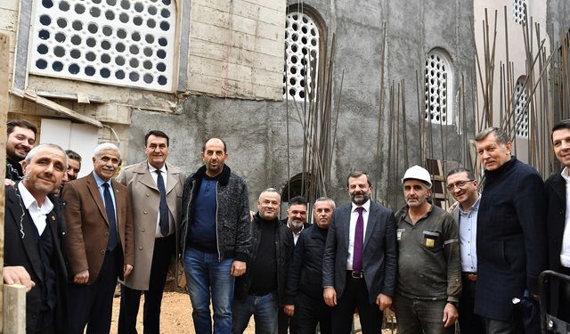 Elmasbahçeler Merkez Cami’nin Minaresi Yenileniyor