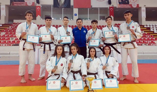 Osmangazi Judo Takımı 1.Lig'e Yükseldi