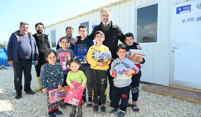 Depremzedeler için konteynerde yeni başlangıç