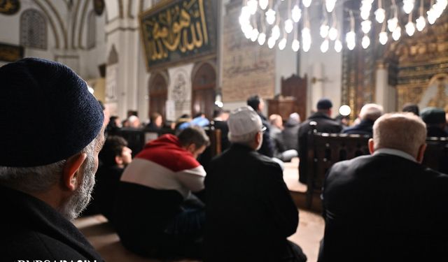 Bursa'da İlk teravih Ulu Cami’de kılındı