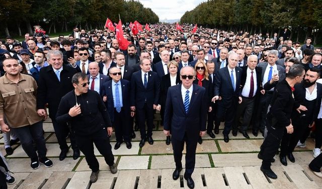 İnce startı Anıtkabir'den verdi