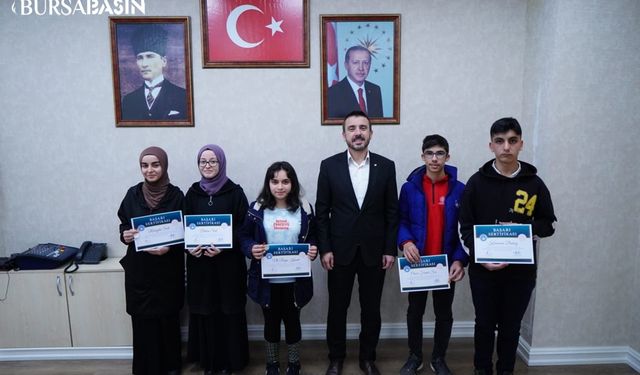 Bursa'nın Kestel İlçesinde lise ve üniversite adaylarına deneme sınavı