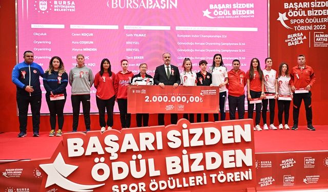 Bursa'da Başarılı sporculara ödül yağdı