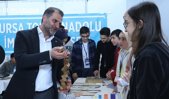 Büyükşehir Belediyesi'nin Düzenlediği Festival Öğrencilere Matematiği Sevdirdi