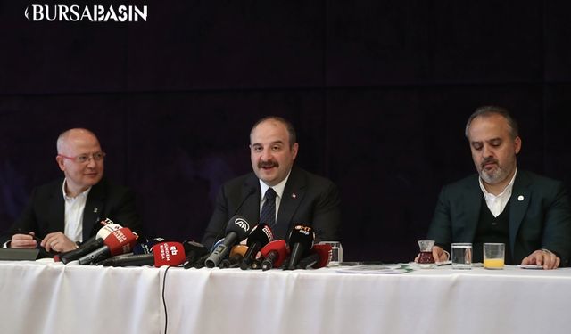 Bakan Varank, Bursa'da basın mensuplarıyla bir araya geldi