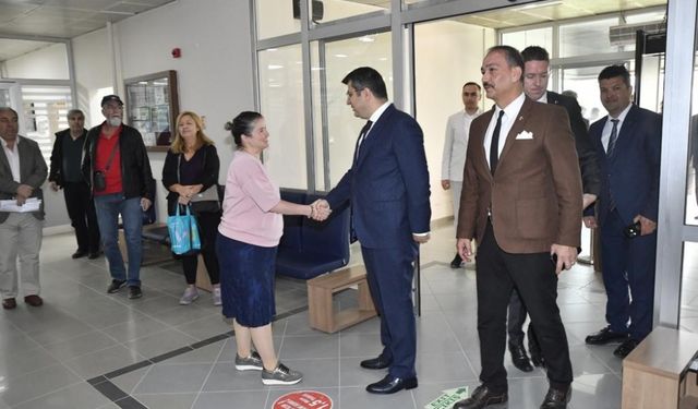Edirne Valisi Kırbıyık, Tapu Kadastro 14. Bölge Müdürlüğünü ziyaret etti