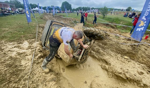 Kocaeli'de off-road tutkunlarının kıyasıya yarıştığı festival sona erdi