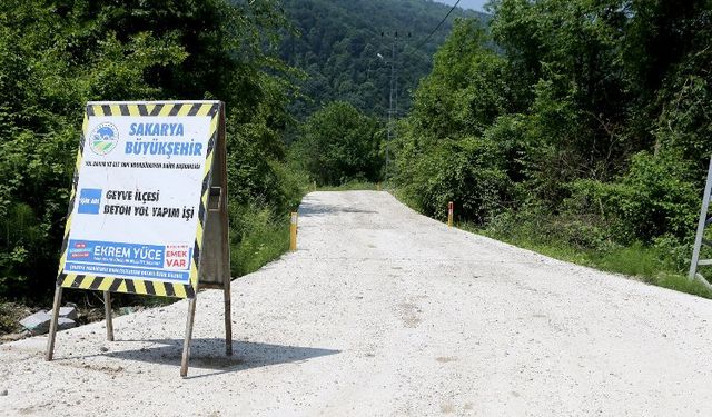 Geyve’nin kırsalına 14 kilometre yeni beton yol