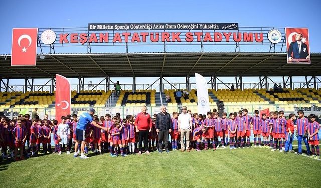 “Trakya Futbol Okulları Çocuk Futbol Şenliği” yapıldı