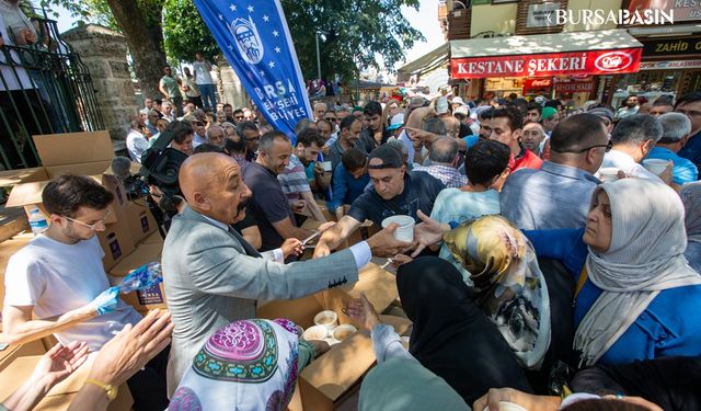 Bursa'da Aşure kazanları birlik için kaynadı