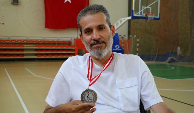 Boccia Türkiye Şampiyonası'nda gümüş madalya kazanan özel sporcunun hedefi milli takım