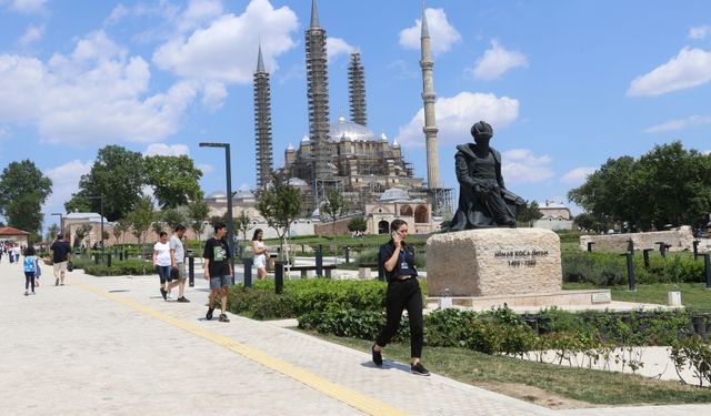 Kırkpınar'a olan ilgi turizmcileri sevindirdi